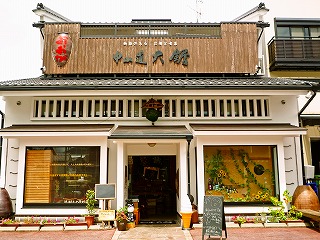 09.jpg